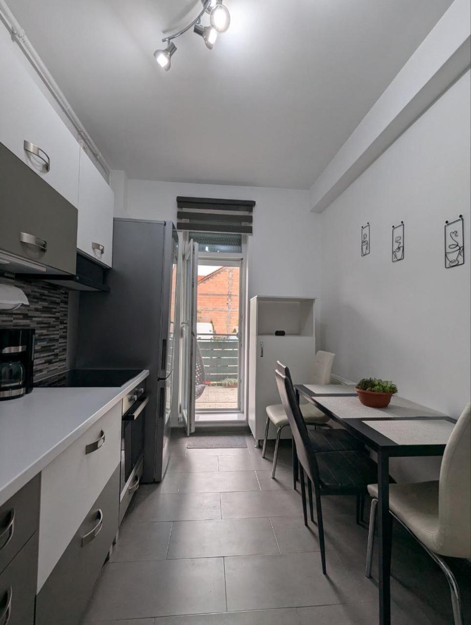 Gast Haus Apartamento Sibiu Exterior foto